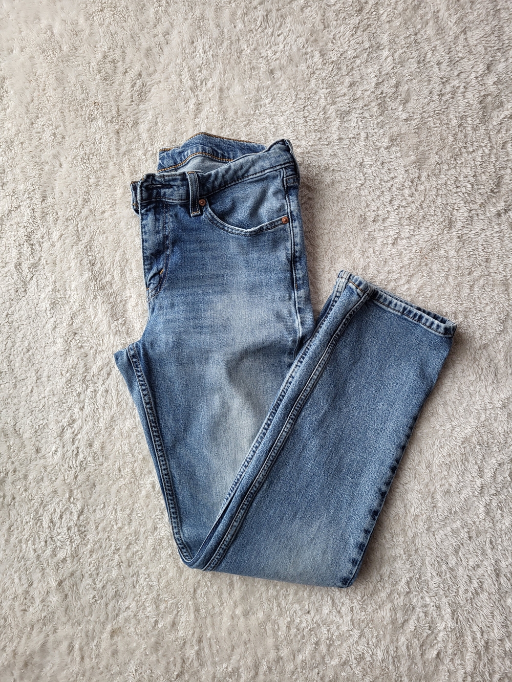 Levi's Light Wash Men’s Slim Straight Jeans / Levi Strauss 514. W30-L32